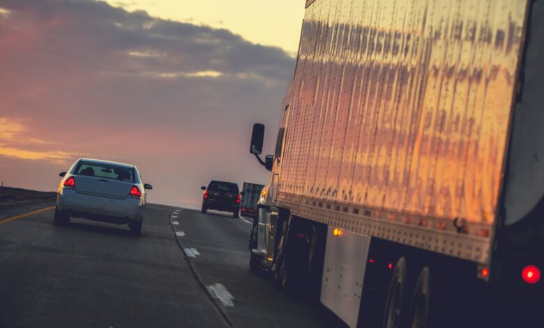 Blaulicht | LKW Truck Delivery on the Way © Envato Elements