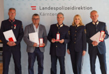 Ehrenzeichen: Walter Tillian, Peter Mokre, Bruno Valente, Herlmut Altmann © Polizei Kärnten/Dexl